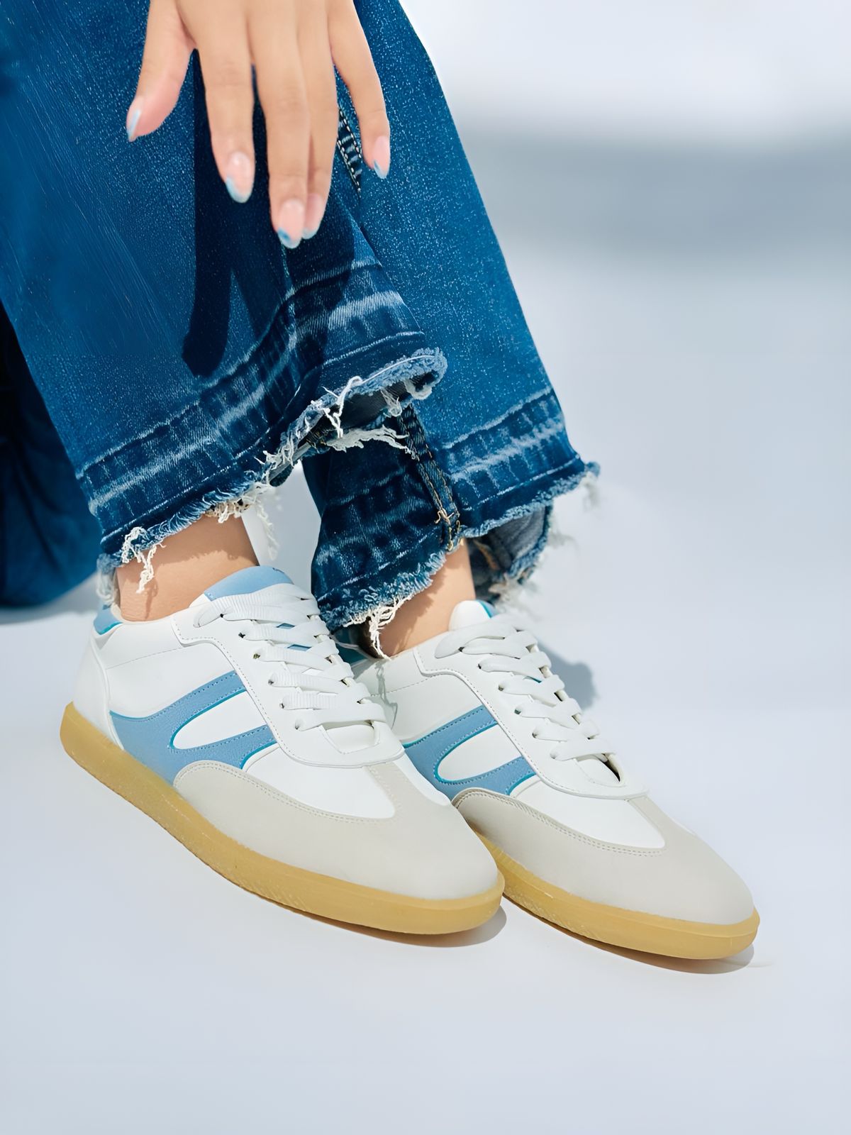 SAMBA - AZUL CON BEIGE Y BLANCO