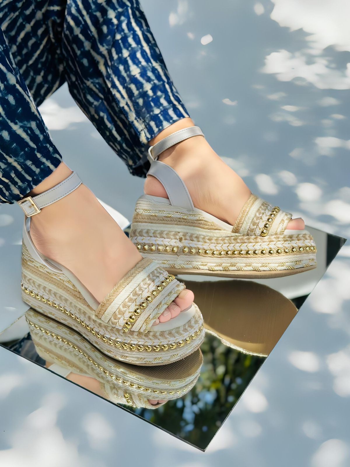 RENATA - BEIGE